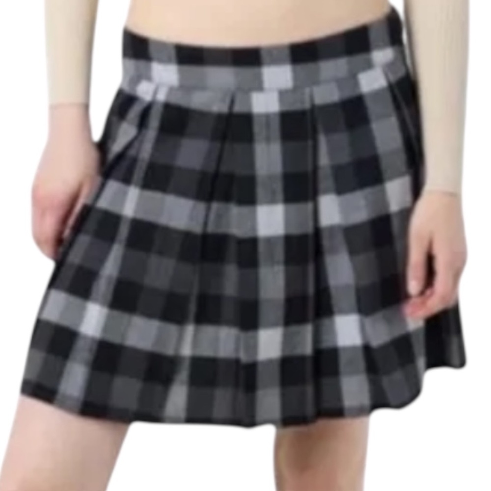 Noisy May Plaid Pleated Mini Skirt XS Black White Gray Schoolgirl Style Cotton